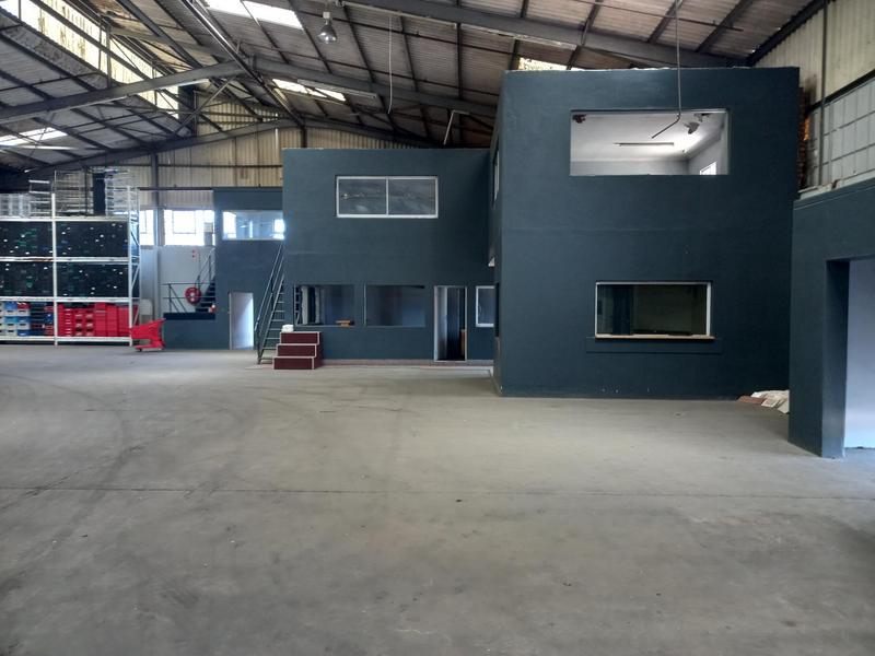 To Let commercial Property for Rent in Uitenhage Eastern Cape